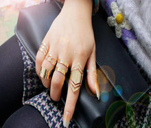 Load image into Gallery viewer, 5 Piece Stack of Midi Open Rings