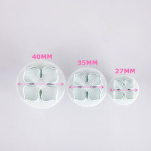 Load image into Gallery viewer, 3 Piece Set - Flower Shape Pastry Decorating Tools